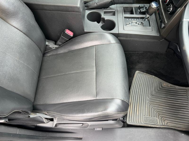 Jeep Liberty Sport 4WD 2012