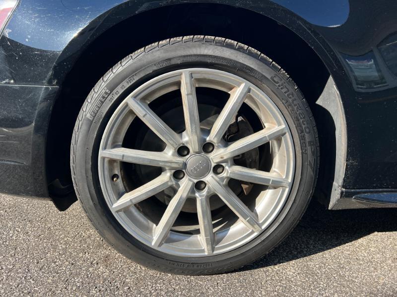 Audi A4 2.0T Sedan quattro Tiptronic 2014