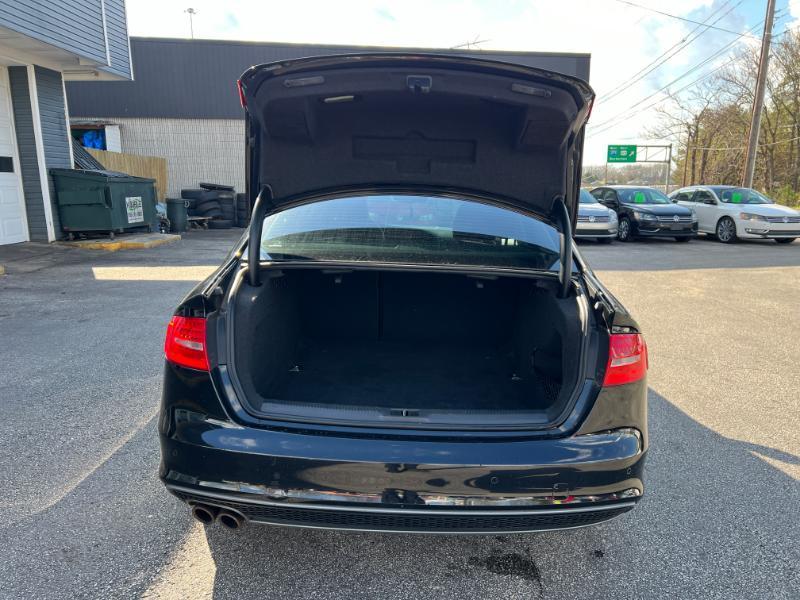 Audi A4 2.0T Sedan quattro Tiptronic 2014