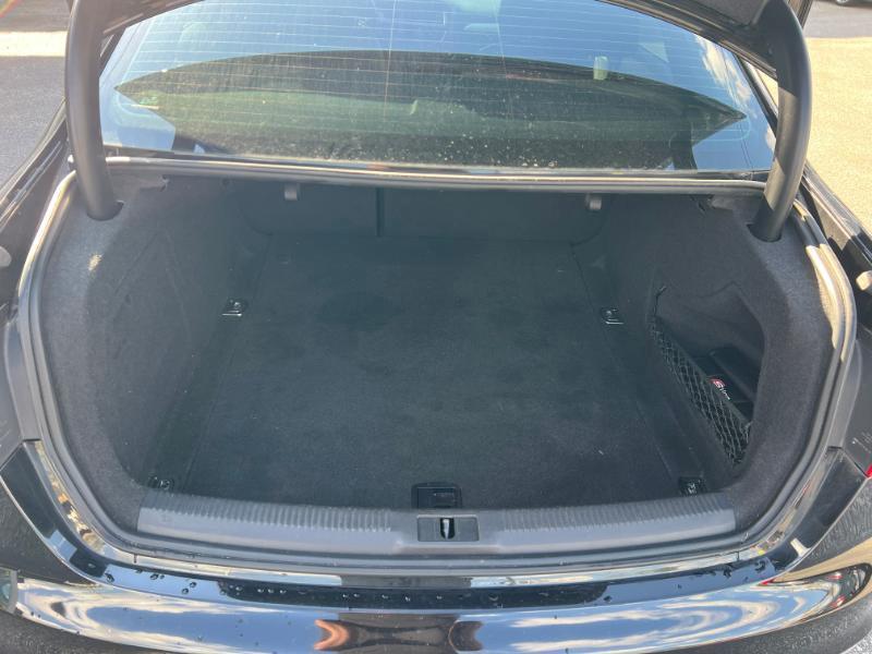 Audi A4 2.0T Sedan quattro Tiptronic 2014