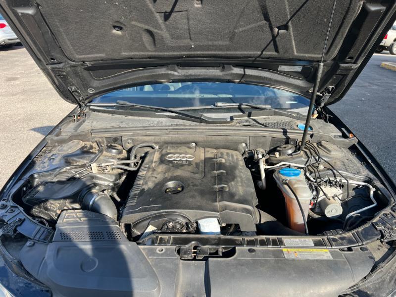 Audi A4 2.0T Sedan quattro Tiptronic 2014