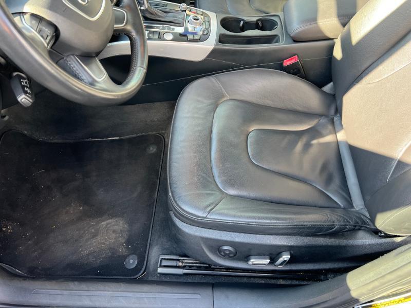 Audi A4 2.0T Sedan quattro Tiptronic 2014