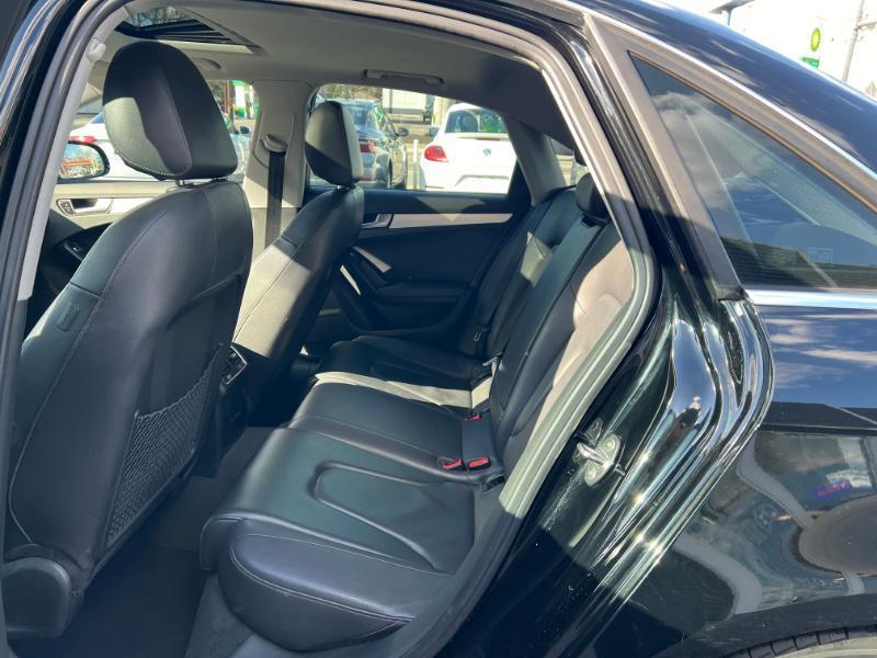 Audi A4 2.0T Sedan quattro Tiptronic 2014