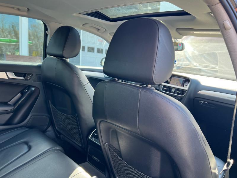 Audi A4 2.0T Sedan quattro Tiptronic 2014