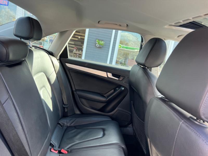 Audi A4 2.0T Sedan quattro Tiptronic 2014