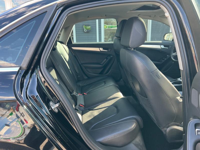 Audi A4 2.0T Sedan quattro Tiptronic 2014