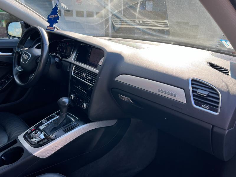 Audi A4 2.0T Sedan quattro Tiptronic 2014