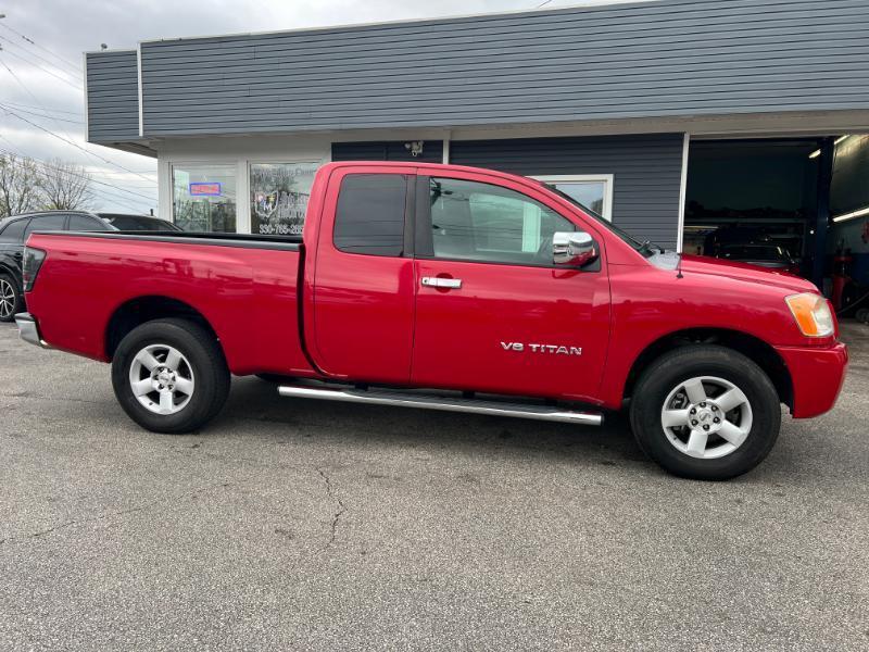 Nissan Titan LE King Cab 4WD SWB 2008