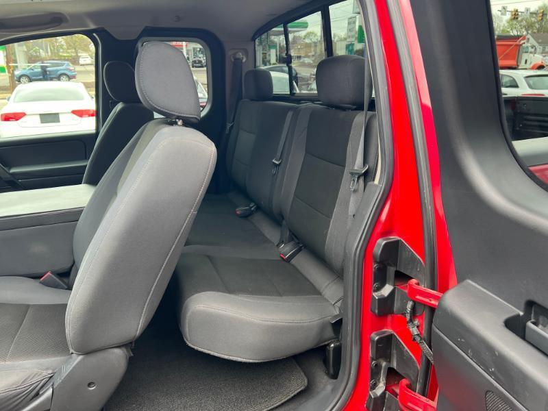 Nissan Titan LE King Cab 4WD SWB 2008