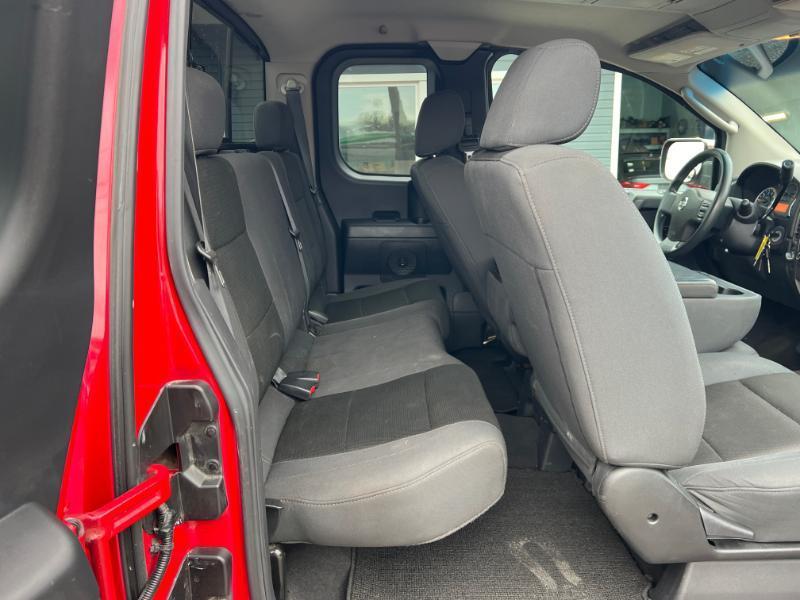 Nissan Titan LE King Cab 4WD SWB 2008