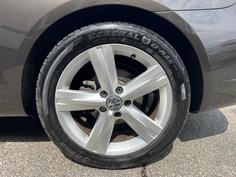 Volkswagen Eos Lux 2012