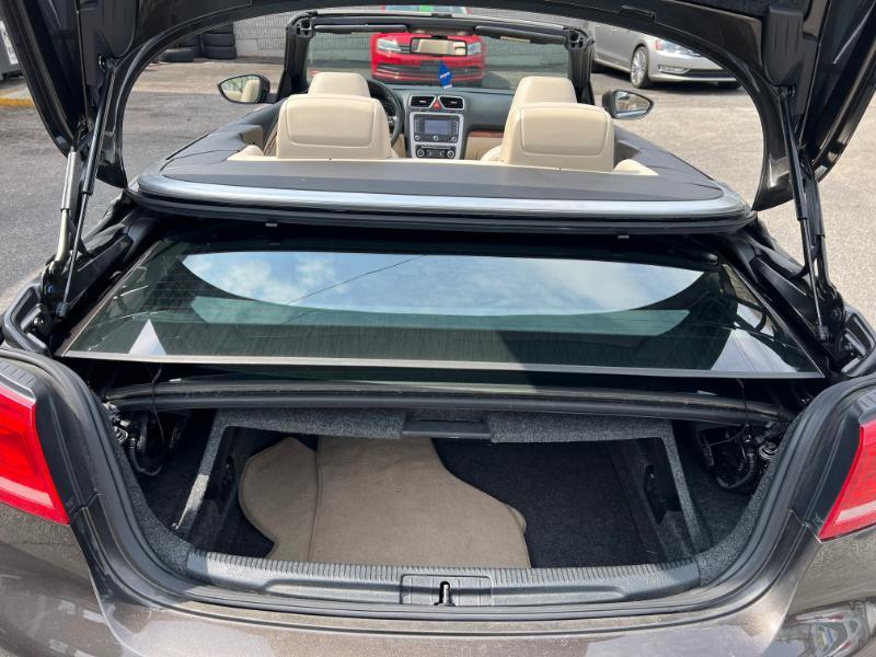 Volkswagen Eos Lux 2012