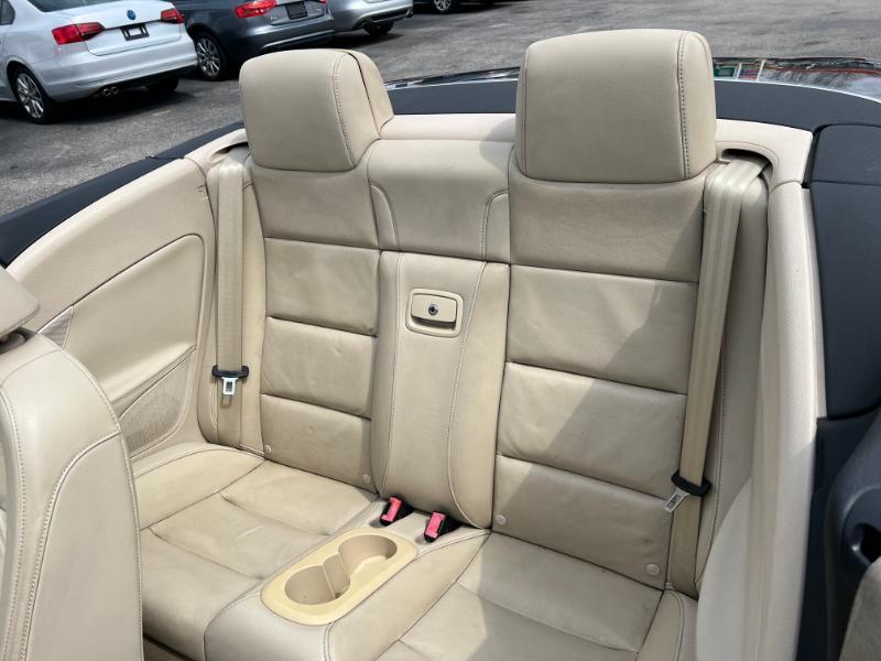 Volkswagen Eos Lux 2012