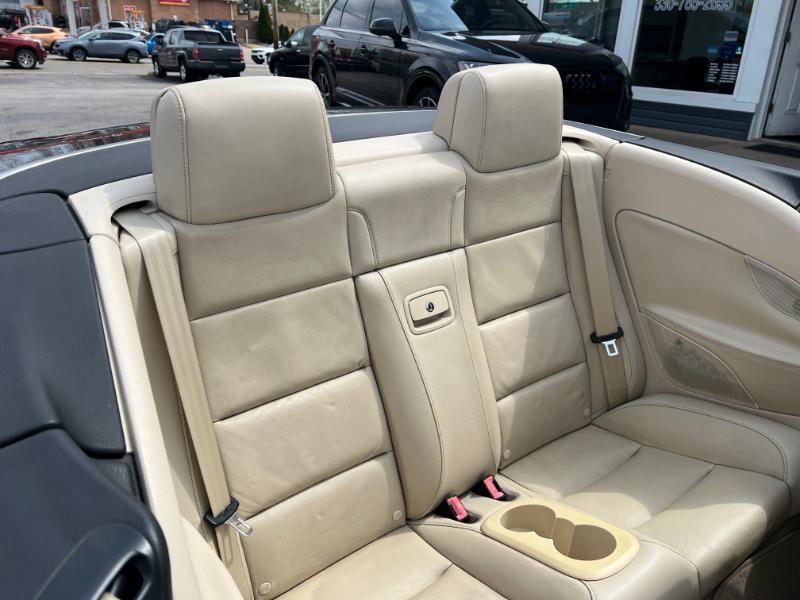 Volkswagen Eos Lux 2012