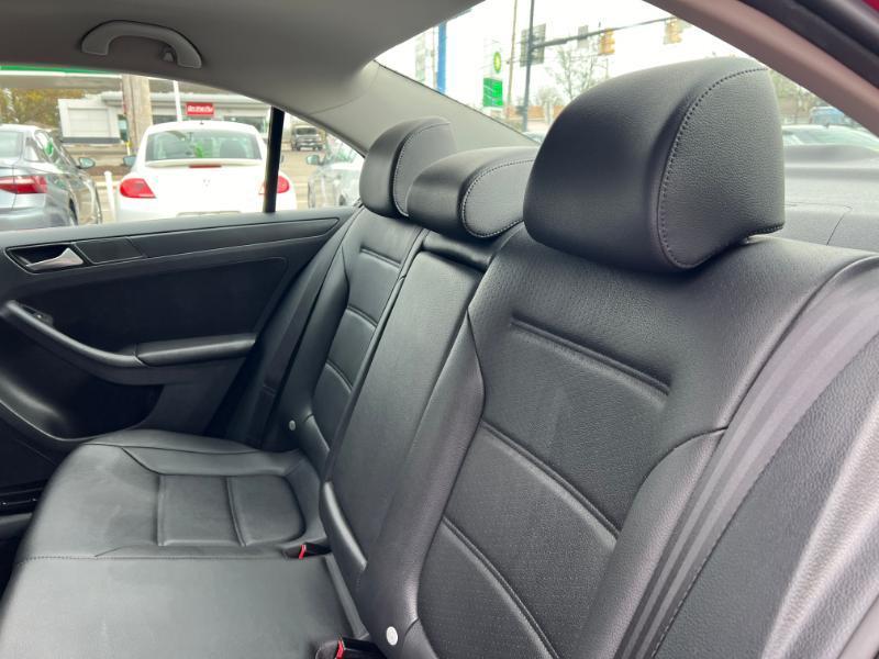 Volkswagen Jetta SE 2014