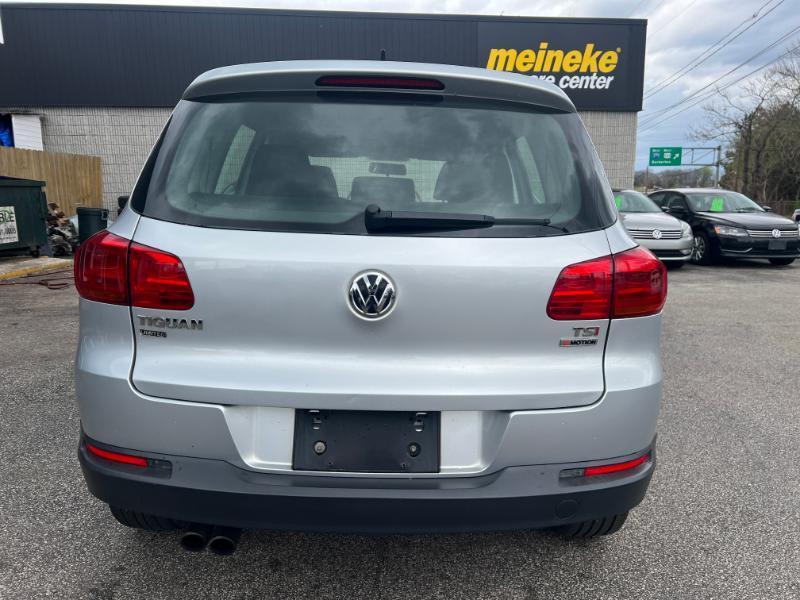 Volkswagen Tiguan S 4Motion 2017