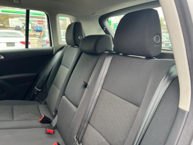 Volkswagen Tiguan S 4Motion 2017