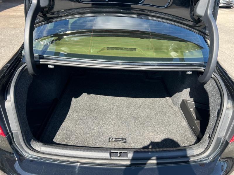 Volkswagen Passat 2.0L TDI SEL Premium 2013