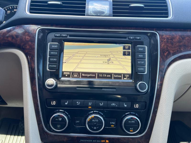 Volkswagen Passat 2.0L TDI SEL Premium 2013