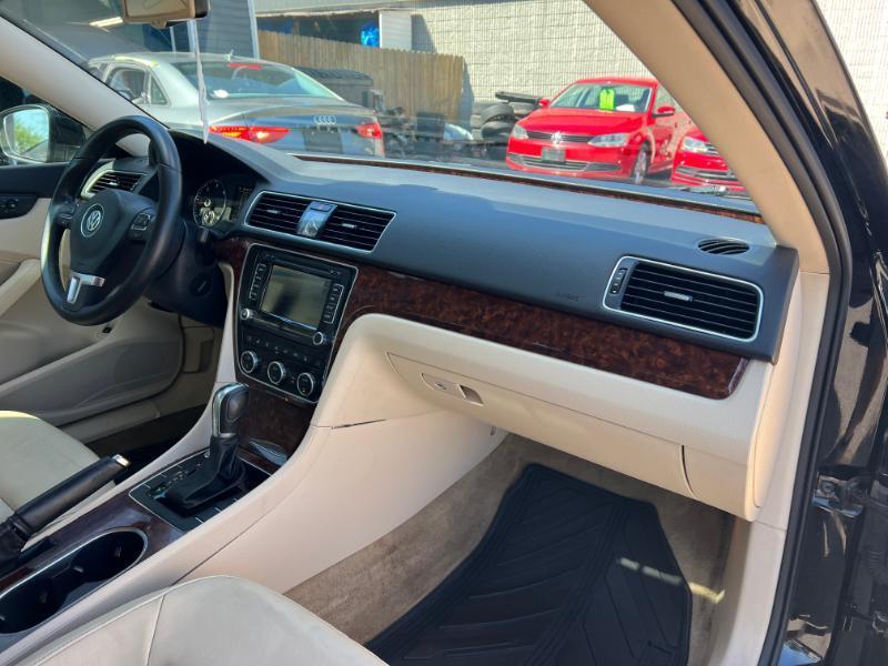 Volkswagen Passat 2.0L TDI SEL Premium 2013