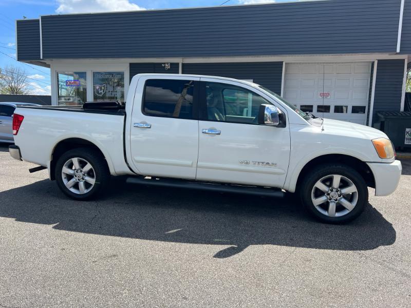 Nissan Titan PRO-4X Crew Cab 4WD SWB 2010