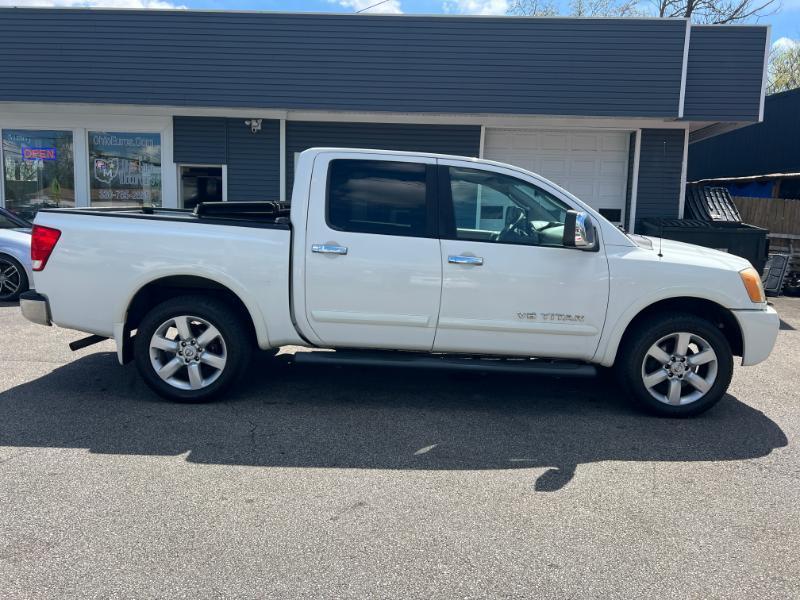Nissan Titan PRO-4X Crew Cab 4WD SWB 2010