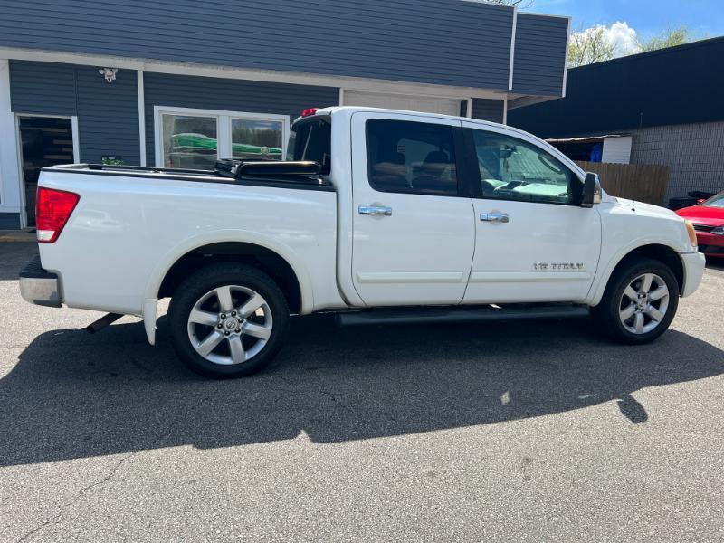Nissan Titan PRO-4X Crew Cab 4WD SWB 2010