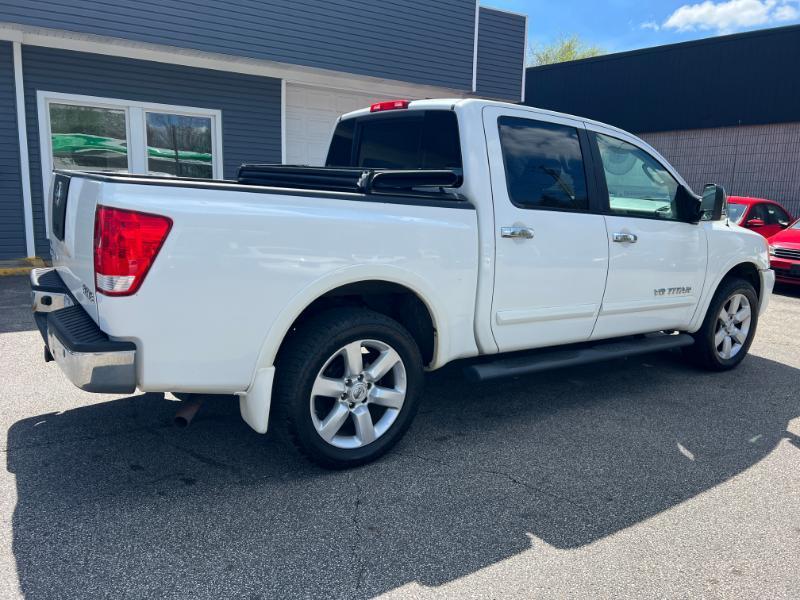 Nissan Titan PRO-4X Crew Cab 4WD SWB 2010
