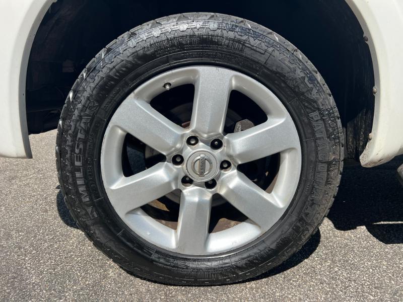 Nissan Titan PRO-4X Crew Cab 4WD SWB 2010