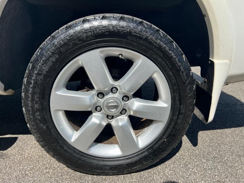 Nissan Titan PRO-4X Crew Cab 4WD SWB 2010