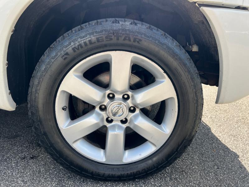 Nissan Titan PRO-4X Crew Cab 4WD SWB 2010