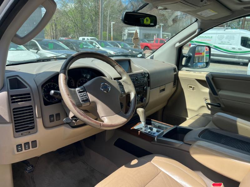 Nissan Titan PRO-4X Crew Cab 4WD SWB 2010