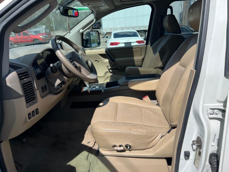 Nissan Titan PRO-4X Crew Cab 4WD SWB 2010