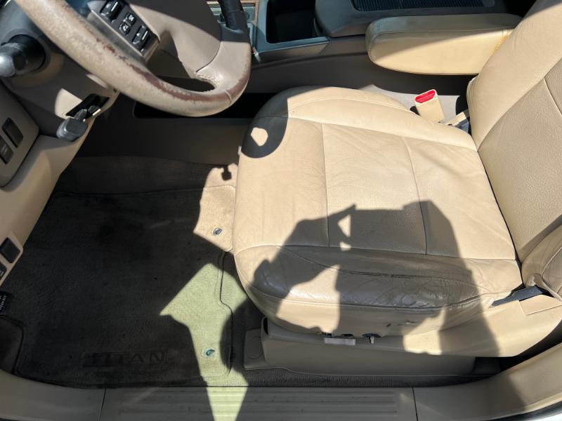 Nissan Titan PRO-4X Crew Cab 4WD SWB 2010