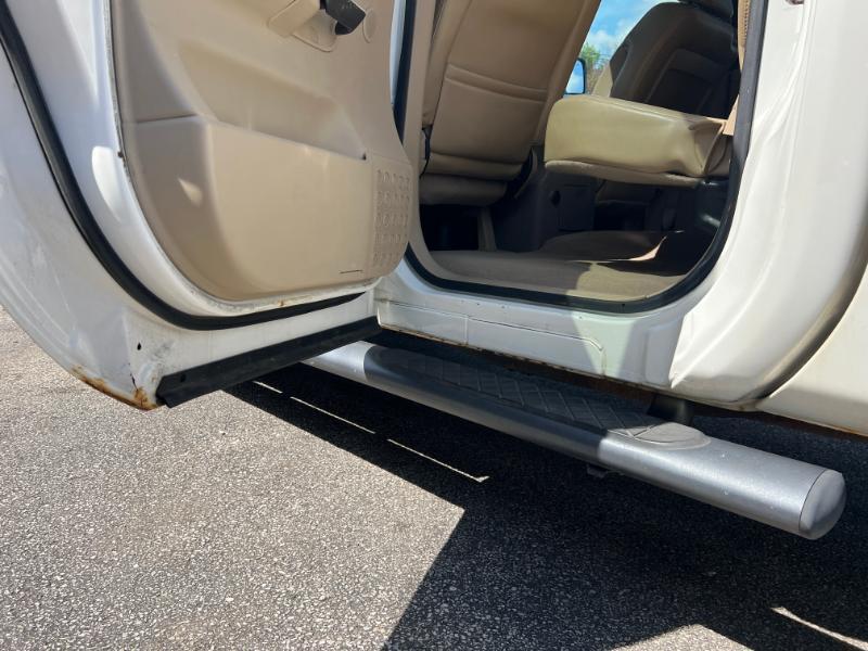 Nissan Titan PRO-4X Crew Cab 4WD SWB 2010