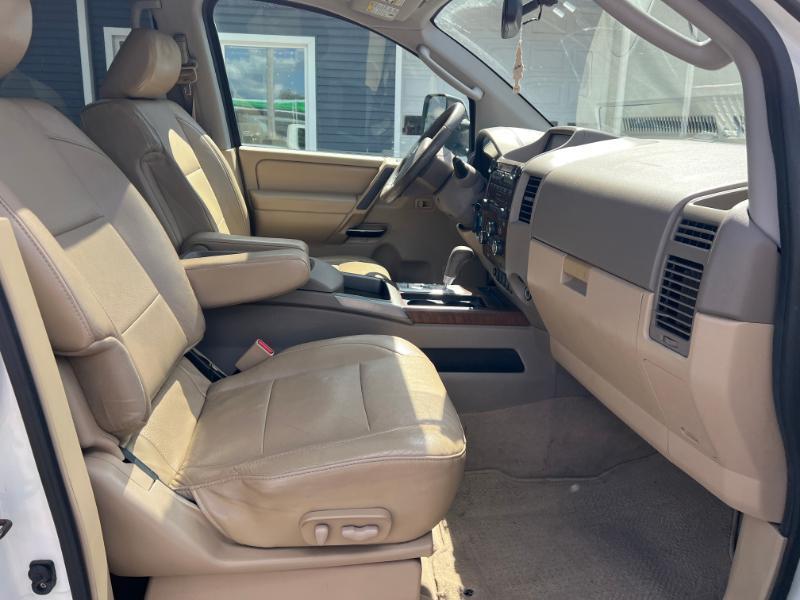 Nissan Titan PRO-4X Crew Cab 4WD SWB 2010