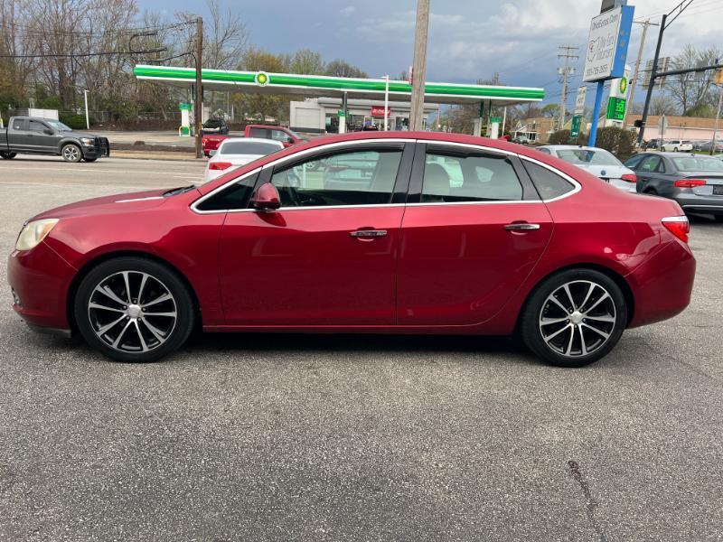 Buick Verano Base 2012