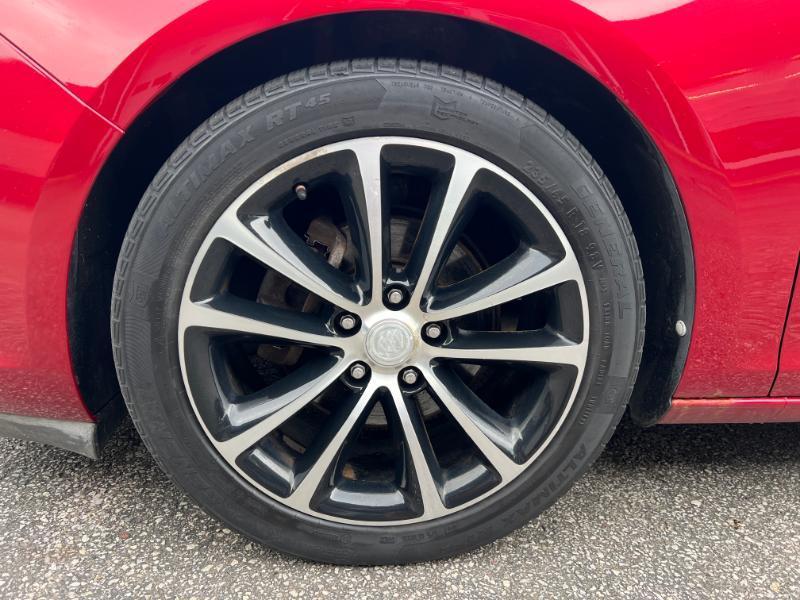 Buick Verano Base 2012