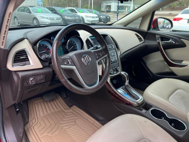 Buick Verano Base 2012