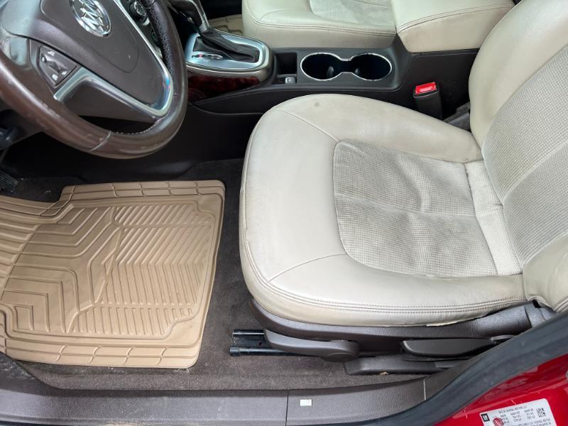 Buick Verano Base 2012
