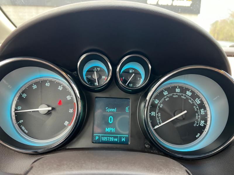 Buick Verano Base 2012