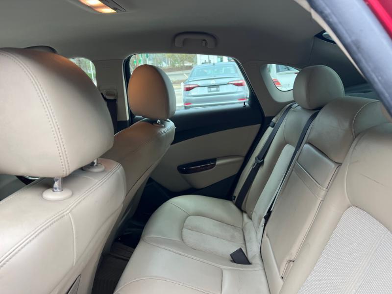 Buick Verano Base 2012