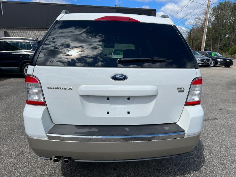 Ford Taurus X SEL AWD 2008