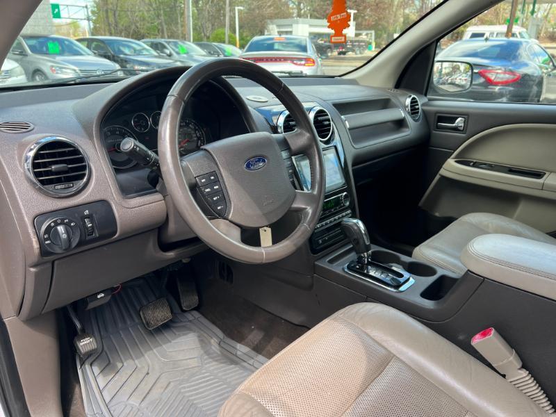 Ford Taurus X SEL AWD 2008