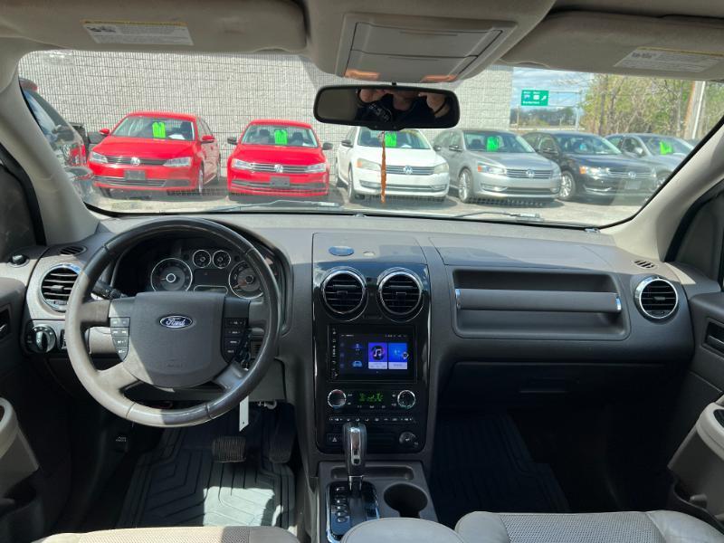 Ford Taurus X SEL AWD 2008