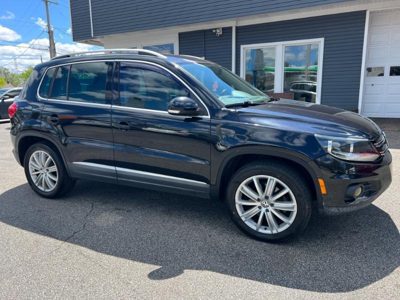 Volkswagen Tiguan S 2014