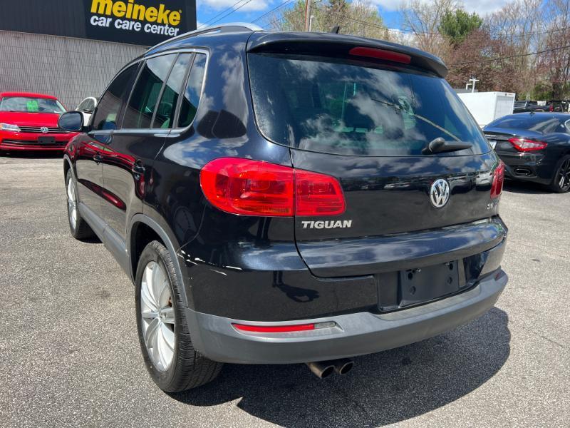 Volkswagen Tiguan S 2014