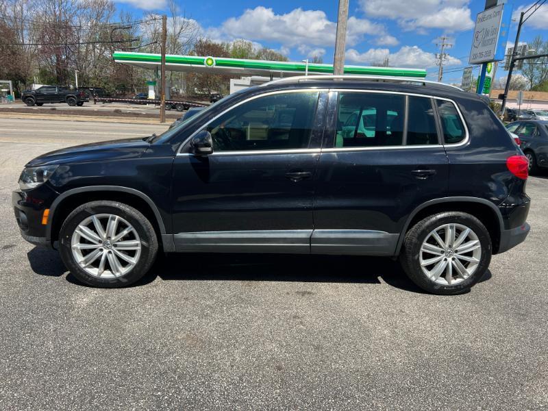 Volkswagen Tiguan S 2014