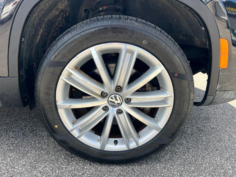 Volkswagen Tiguan S 2014