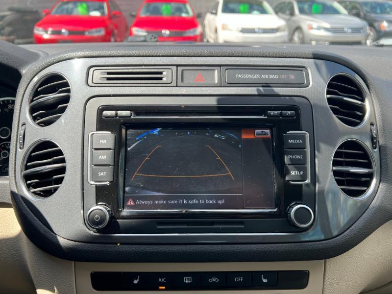 Volkswagen Tiguan S 2014